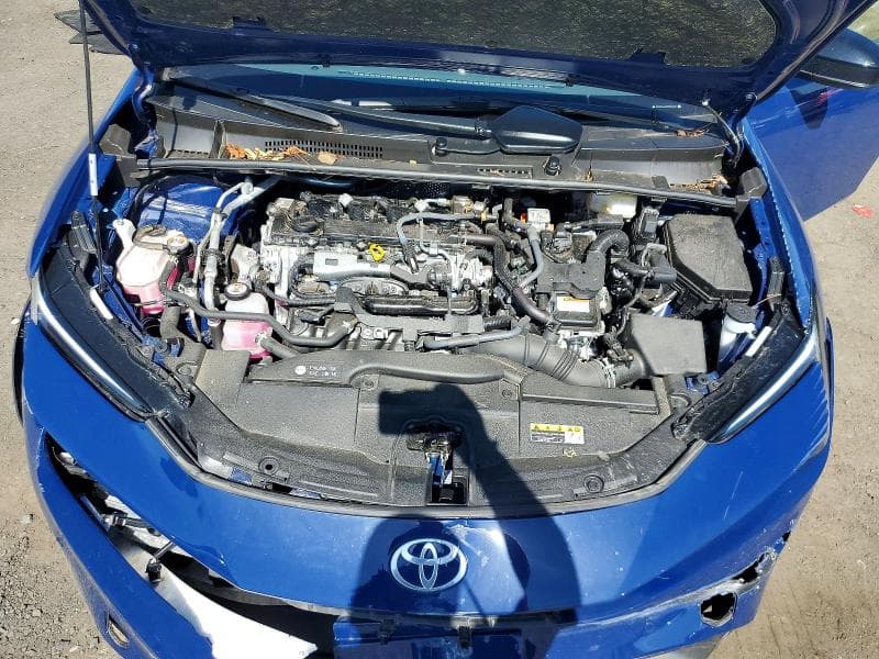 2025 TOYOTA PRIUS LE 11