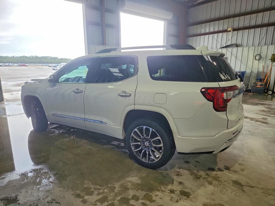 2023 GMC ACADIA DENALI 2