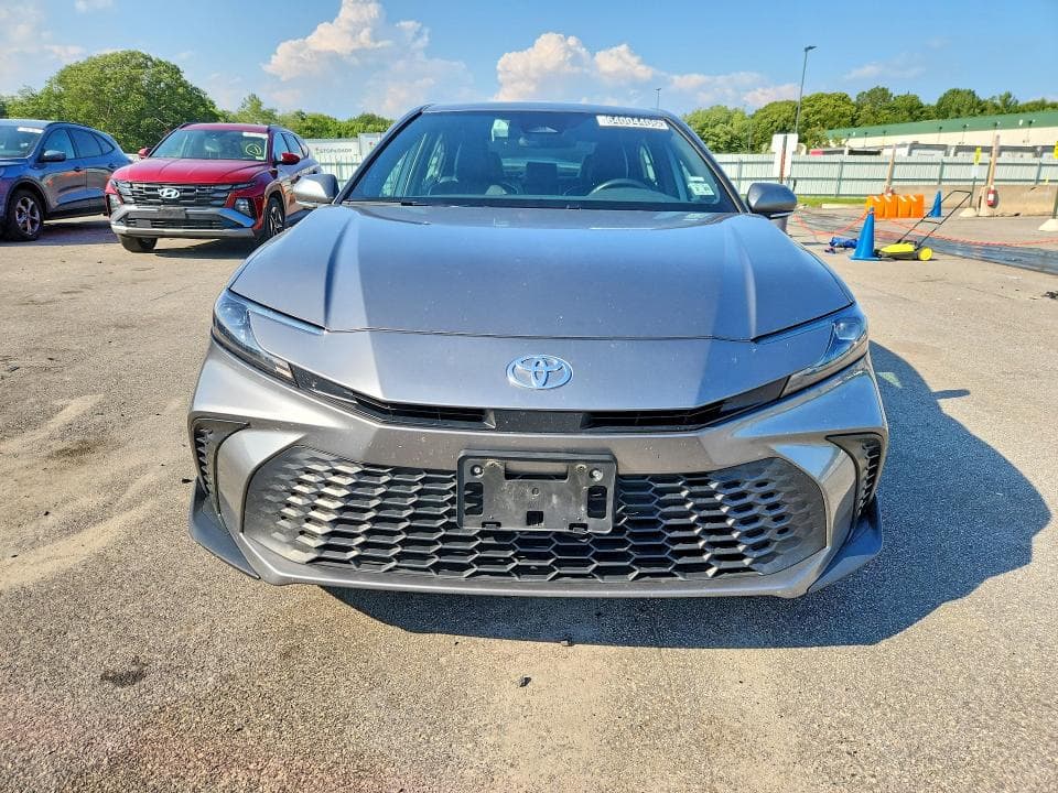 2025 TOYOTA CAMRY SE 5
