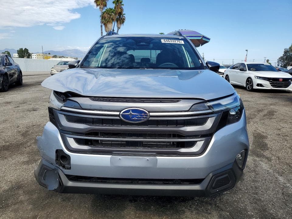 2025 SUBARU FORESTER LIMITED 5