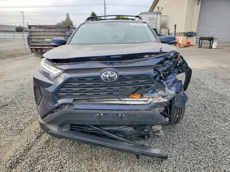 2025 TOYOTA RAV4 HYBRID XLE 5