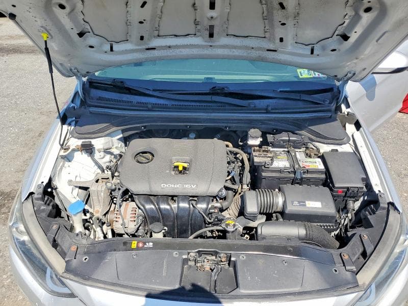 2017 HYUNDAI ELANTRA SE 11