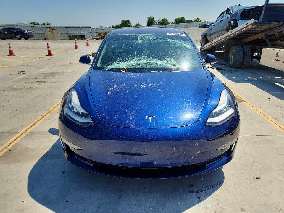 2018 TESLA MODEL 3 5