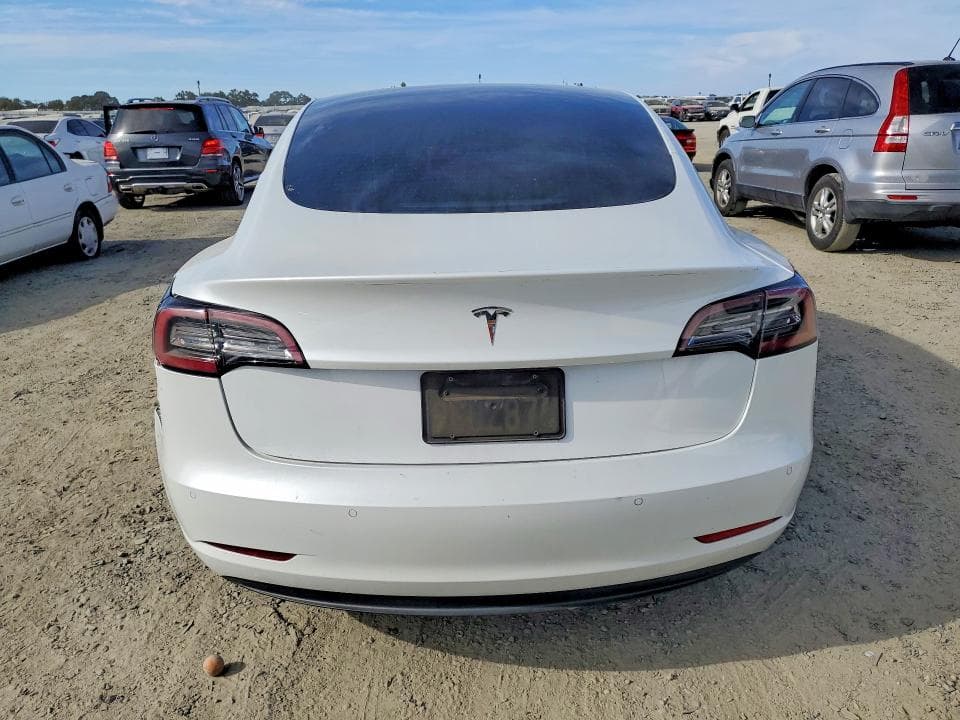 2021 TESLA MODEL 3 6