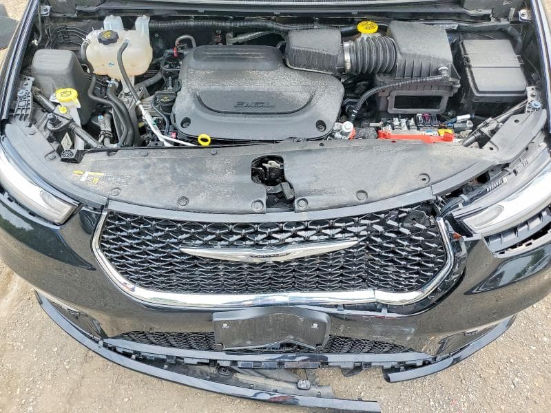 2026 CHRYSLER PACIFICA LIMITED 12