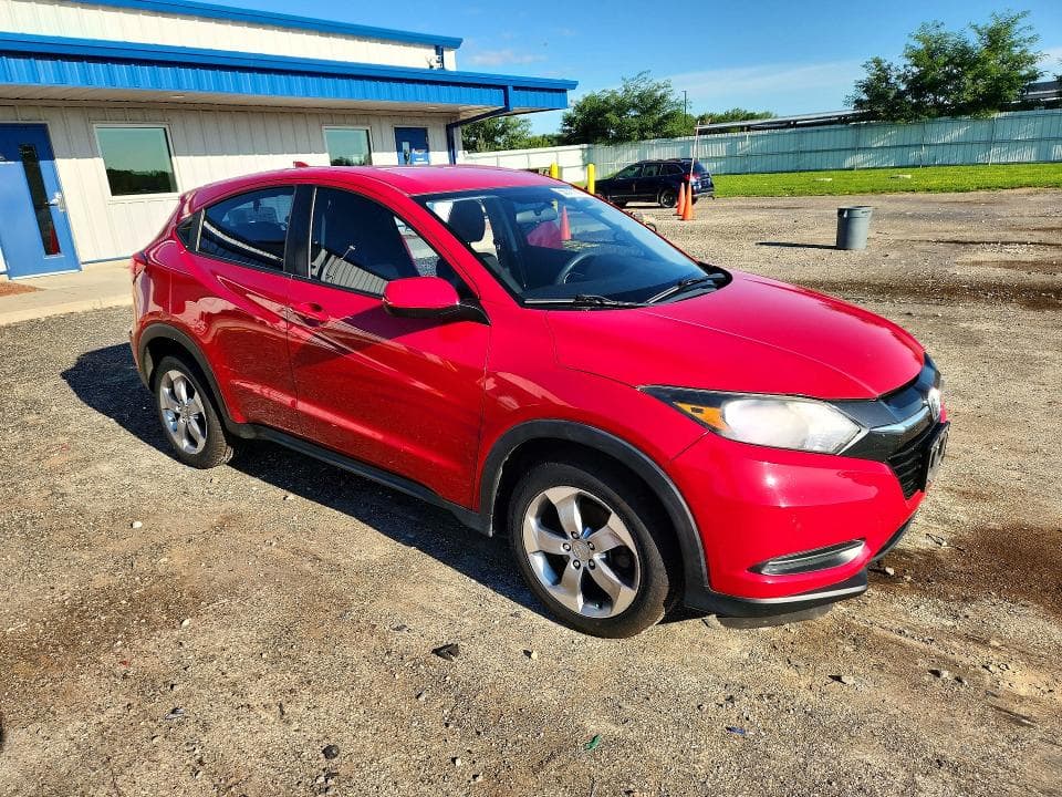 2017 HONDA HR-V LX 4
