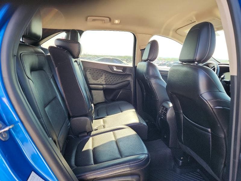2020 FORD ESCAPE TITANIUM 10