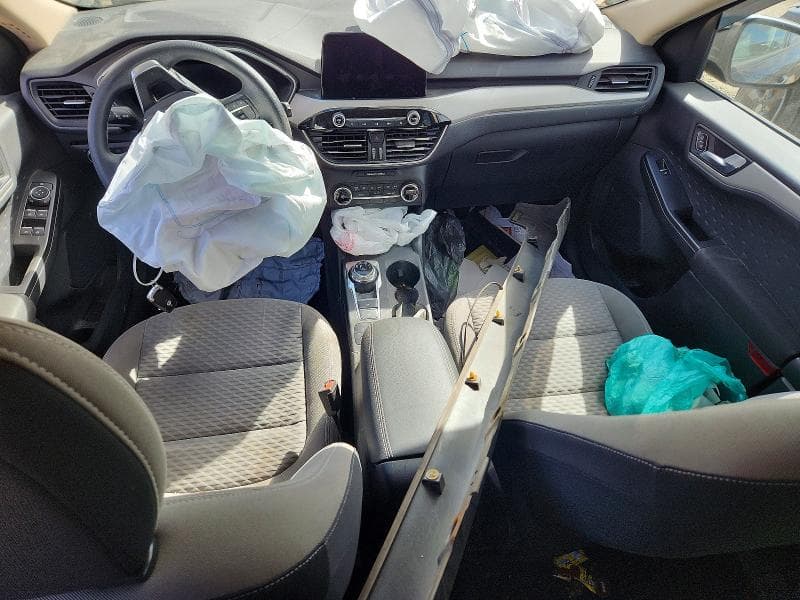 2020 FORD ESCAPE SE 8