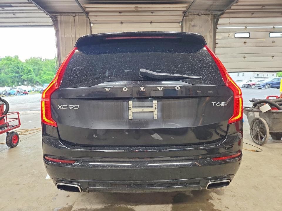 2017 VOLVO XC90 T6 6