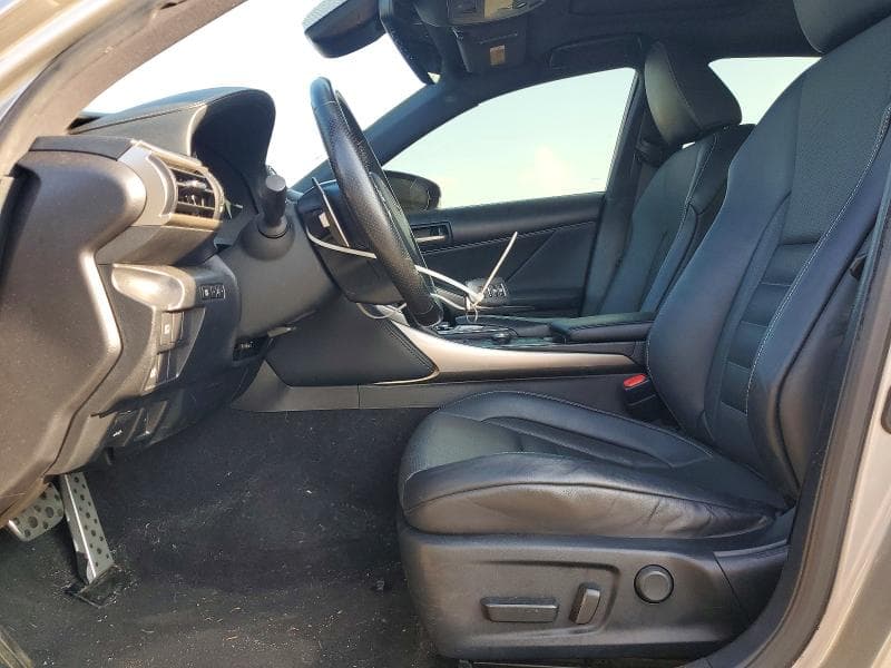 2019 LEXUS IS 300 7
