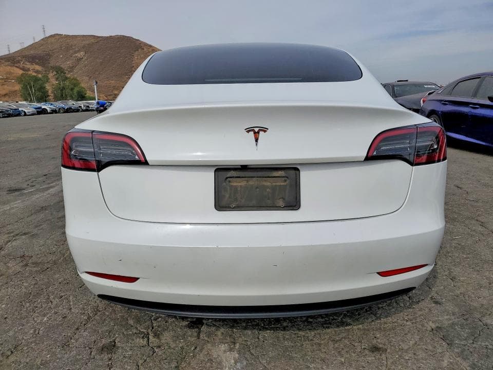 2023 TESLA MODEL 3 6