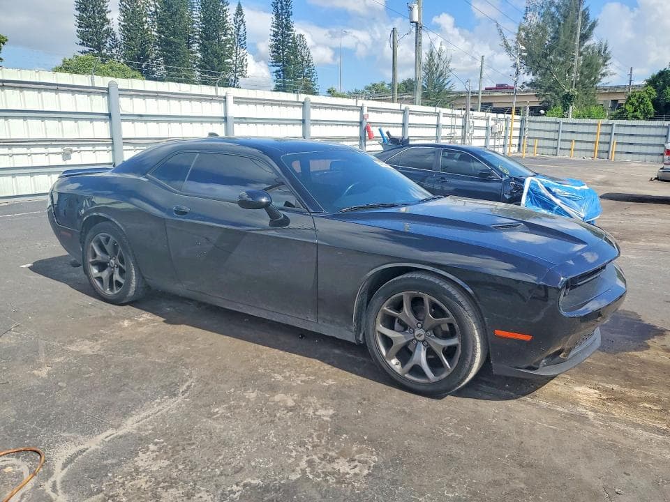 2021 DODGE CHALLENGER SXT 4