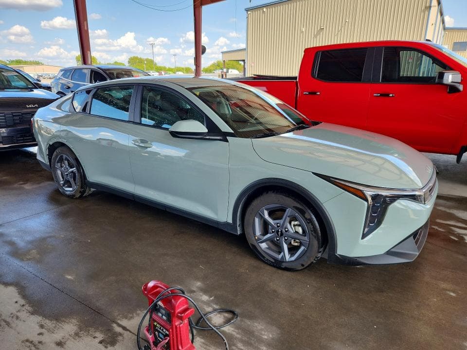2026 KIA K4 LXS 4