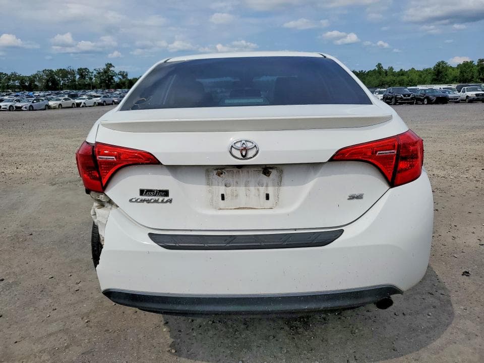 2017 TOYOTA COROLLA SE 6