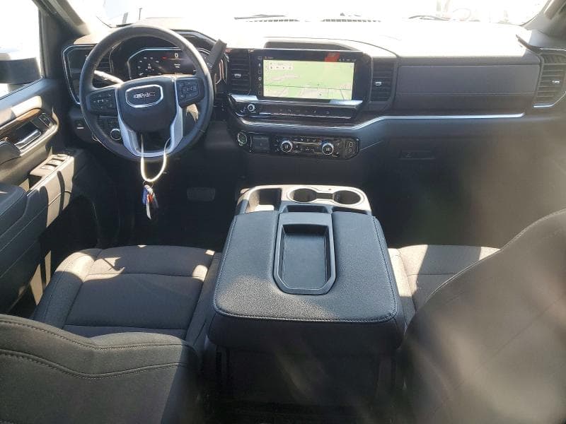 2026 GMC SIERRA K2500 SLE 8