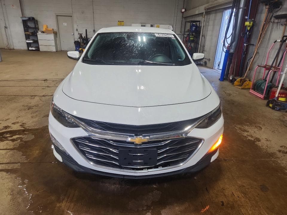 2023 CHEVROLET MALIBU LT 5