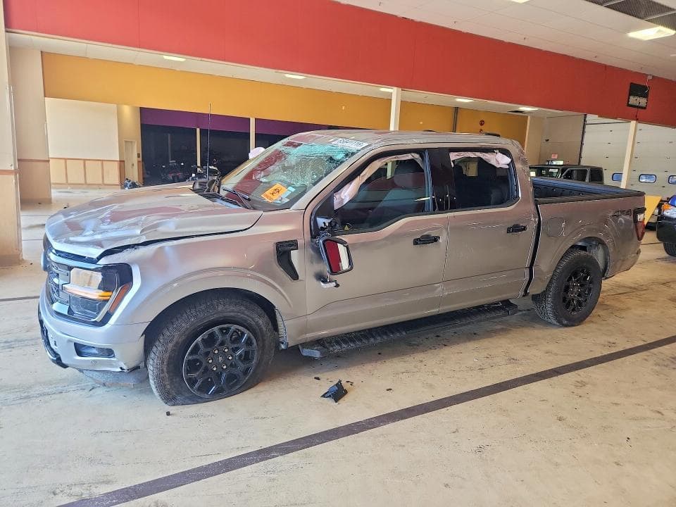 2025 FORD F150 XLT