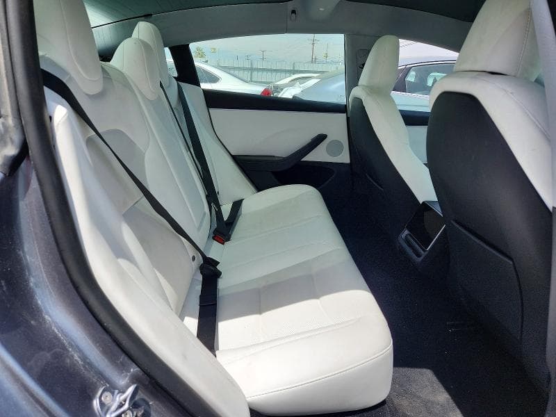 2025 TESLA MODEL 3 10
