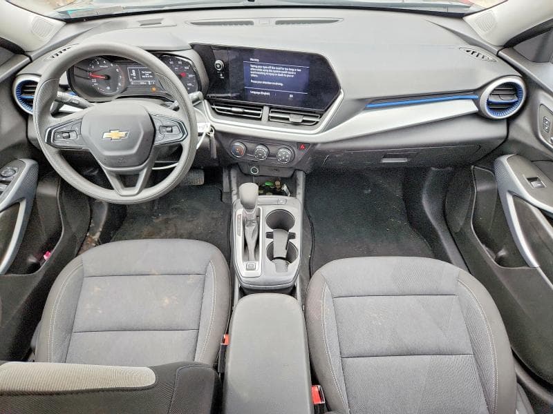 2025 CHEVROLET TRAX LS 8