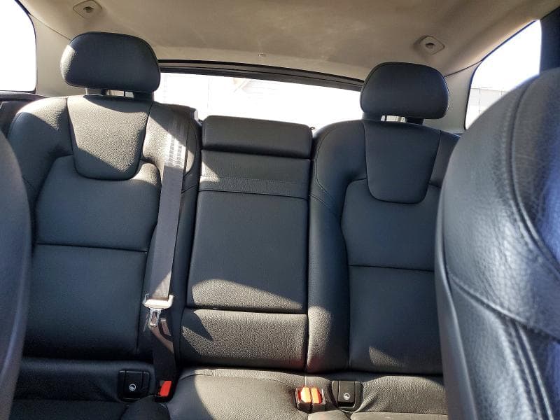 2018 VOLVO XC60 T6 10