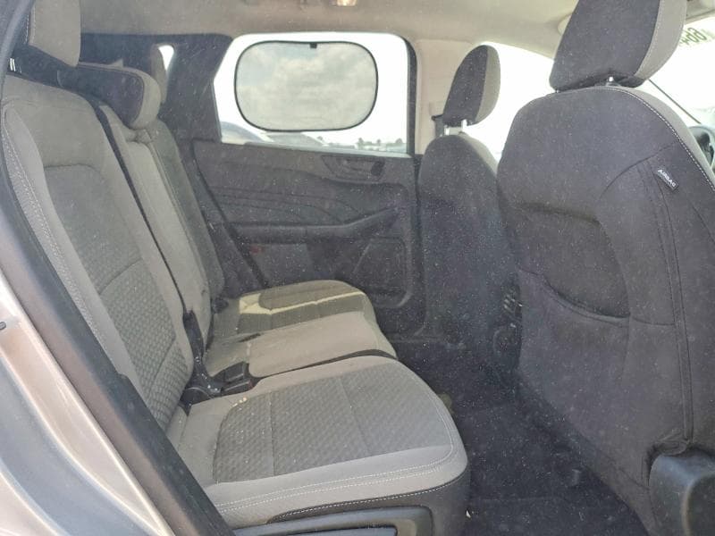2022 FORD ESCAPE SE 11