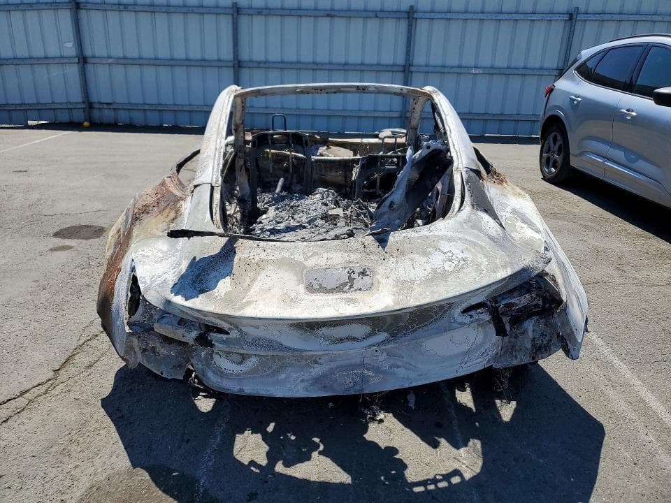 2024 TESLA MODEL 3 6