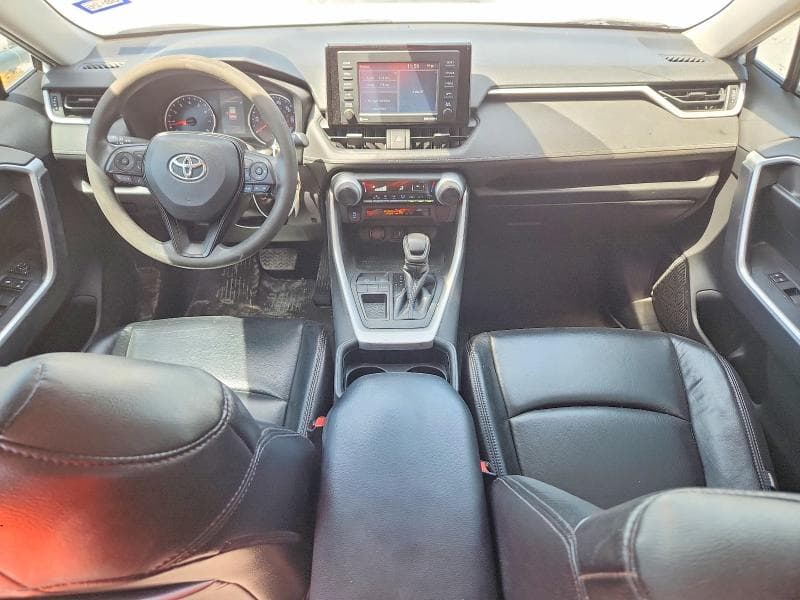 2021 TOYOTA RAV4 LE 8