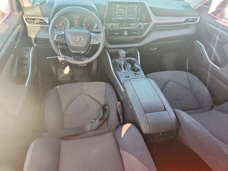 2020 TOYOTA HIGHLANDER L 8