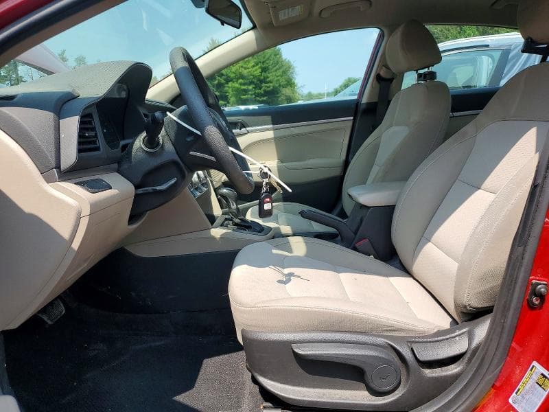 2019 HYUNDAI ELANTRA SE 7