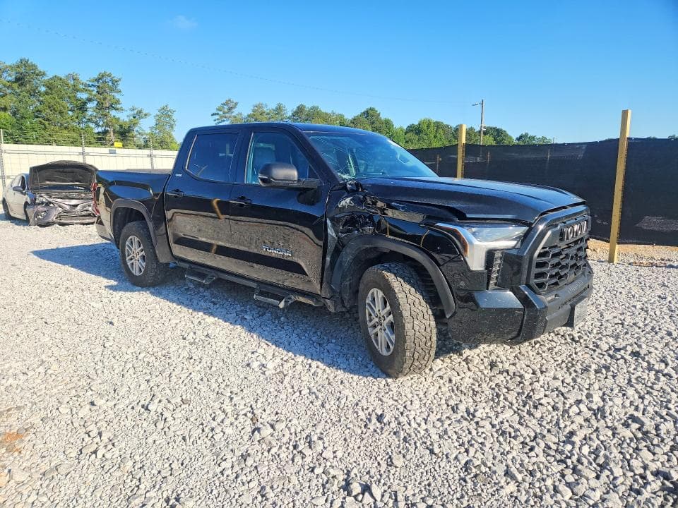 2024 TOYOTA TUNDRA SR5 4