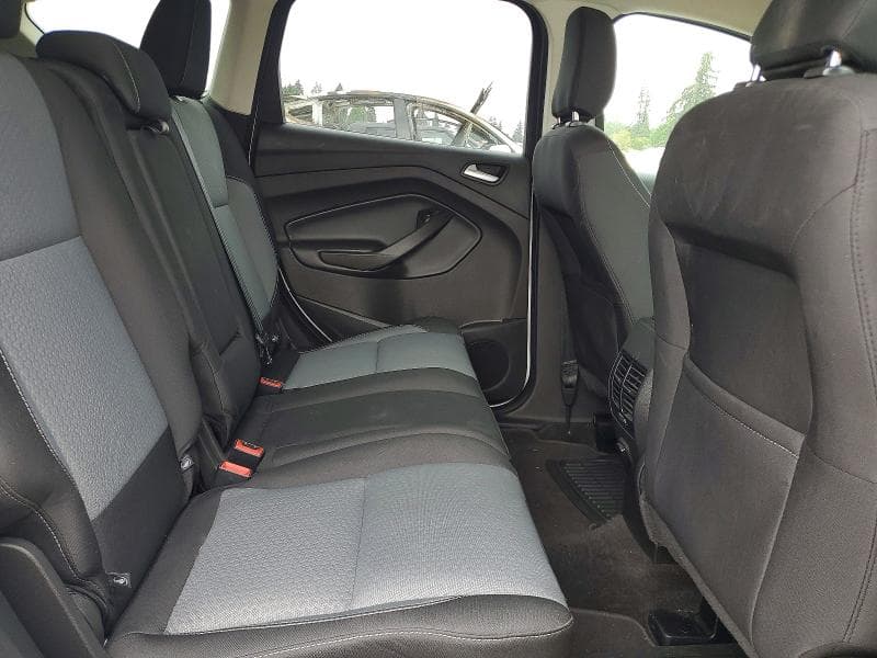 2018 FORD ESCAPE SE 11
