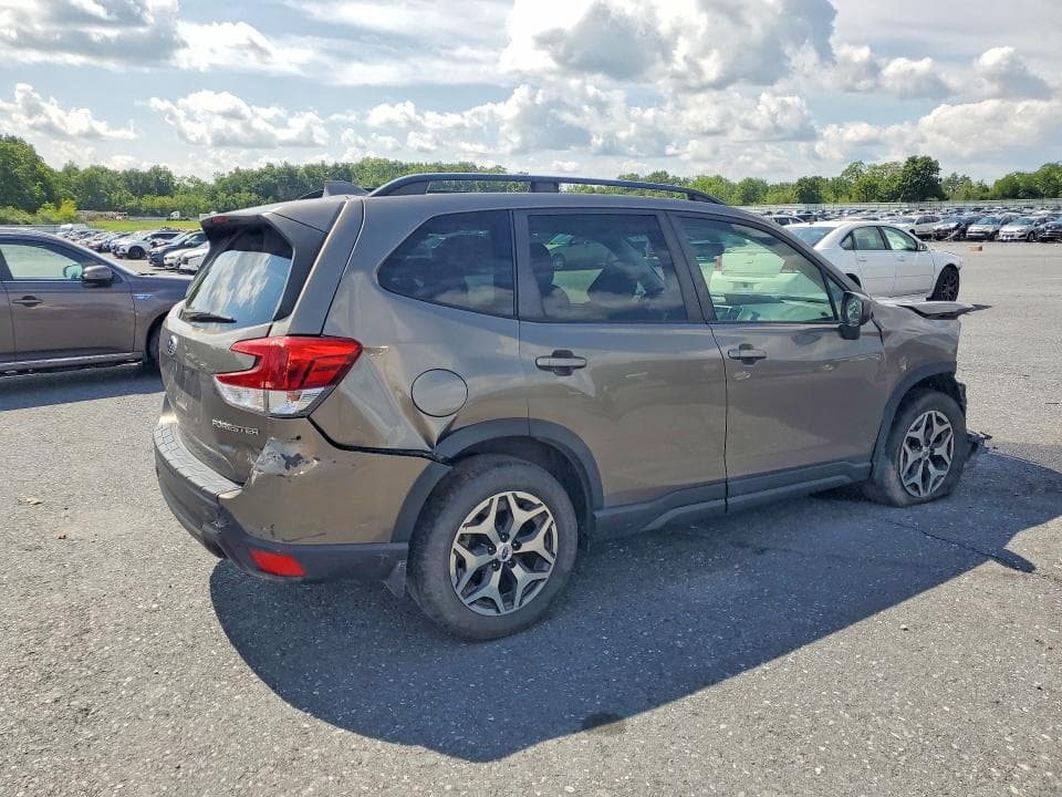 2020 SUBARU FORESTER PREMIUM 3