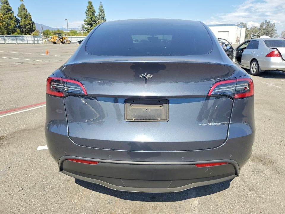 2022 TESLA MODEL Y 6