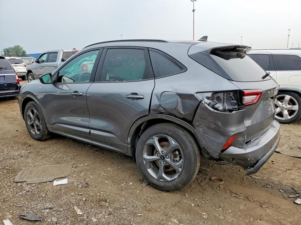 2024 FORD ESCAPE ST LINE 2