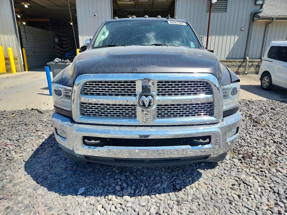 2017 RAM 2500 LARAMIE 5