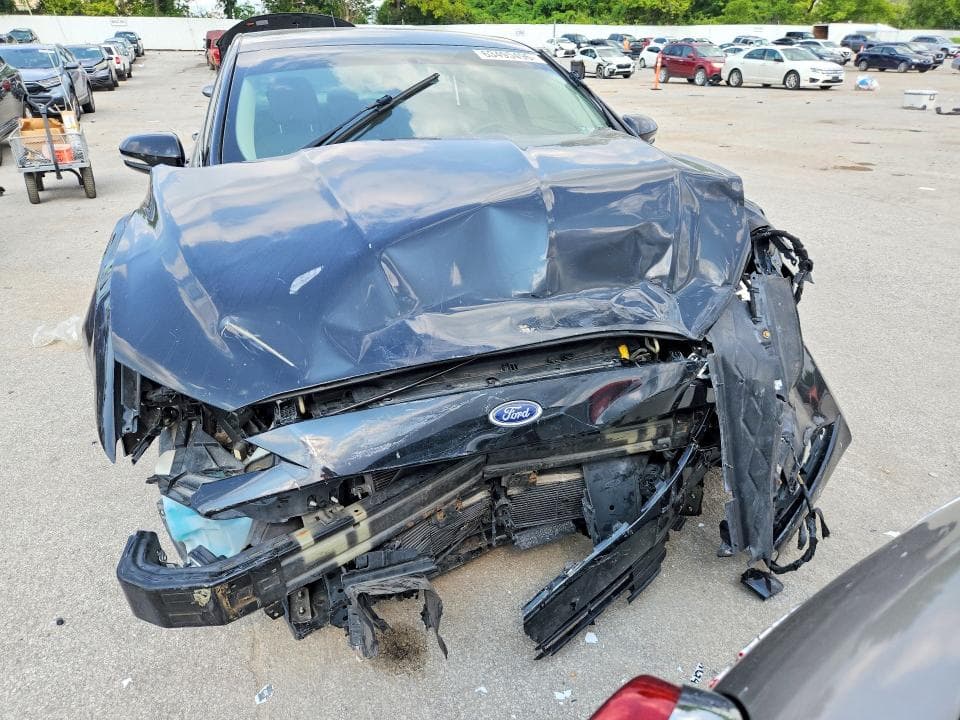 2017 FORD FUSION SE 5
