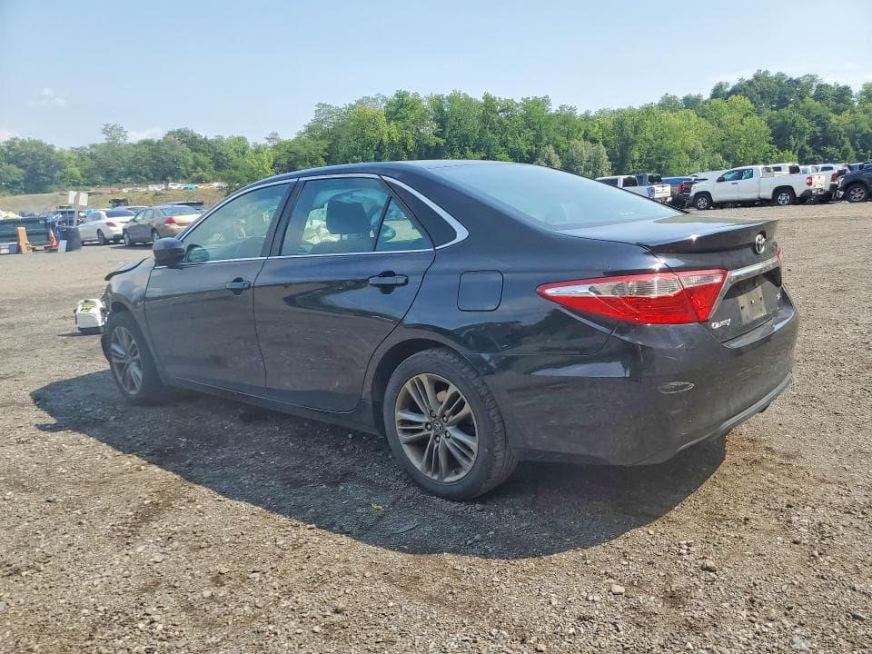 2017 TOYOTA CAMRY SE 2