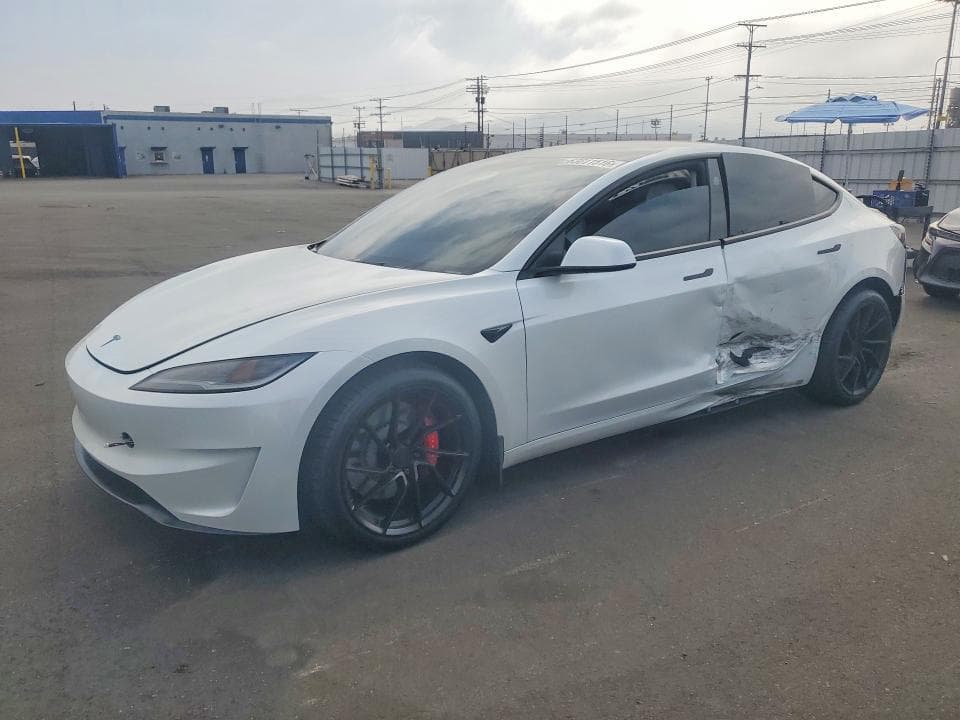 2026 TESLA MODEL 3 - 1