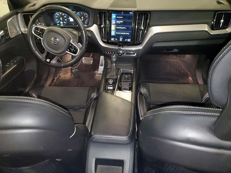 2018 VOLVO XC60 T6 R-DESIGN 8