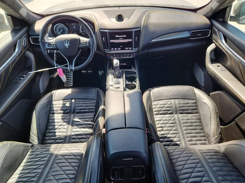 2022 MASERATI LEVANTE MODENA 8