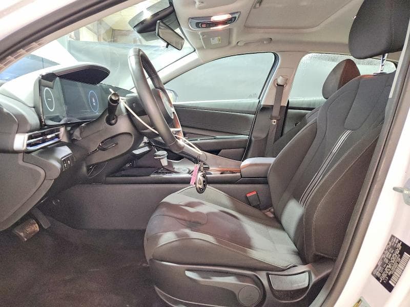 2025 HYUNDAI ELANTRA SEL 7