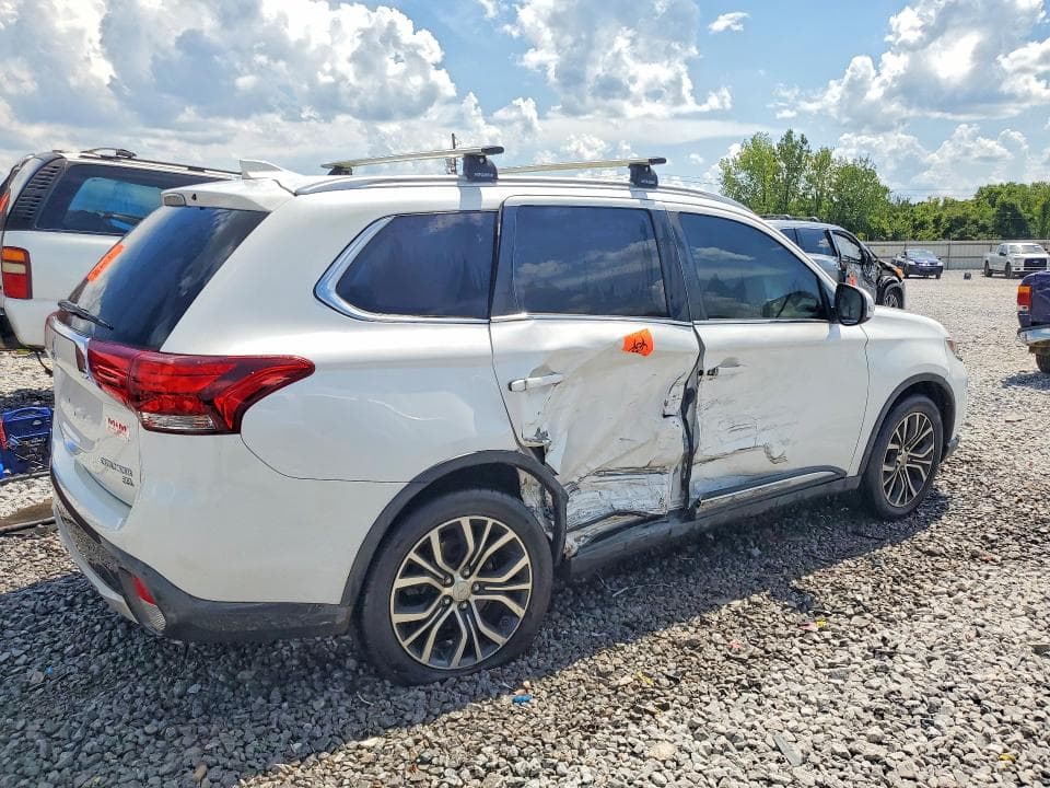 2017 MITSUBISHI OUTLANDER SE 3