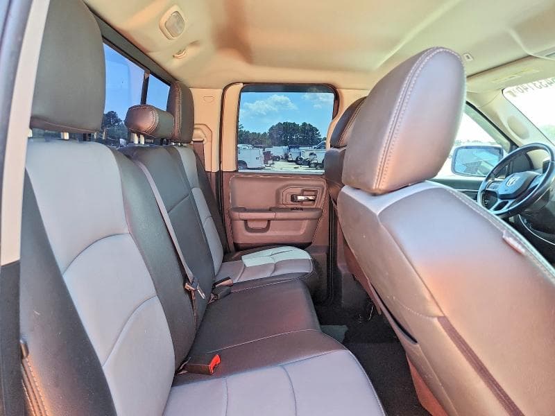 2017 RAM 1500 SLT 10