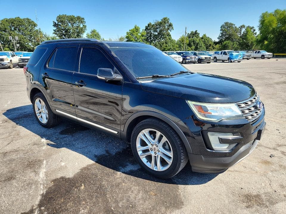 2017 FORD EXPLORER XLT 4