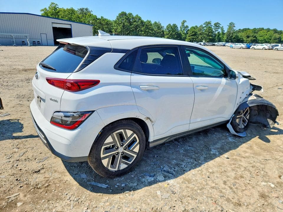 2023 HYUNDAI KONA SEL 3