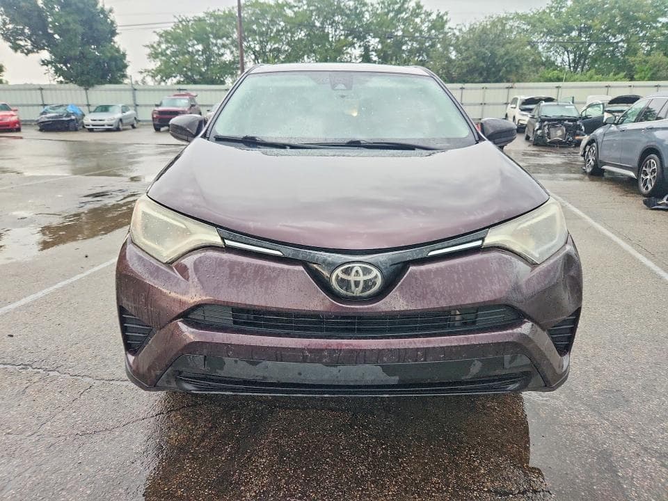 2018 TOYOTA RAV4 LE 5