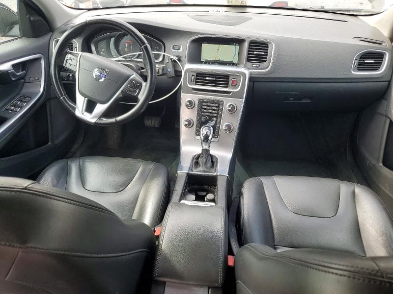 2017 VOLVO S60 T5 8