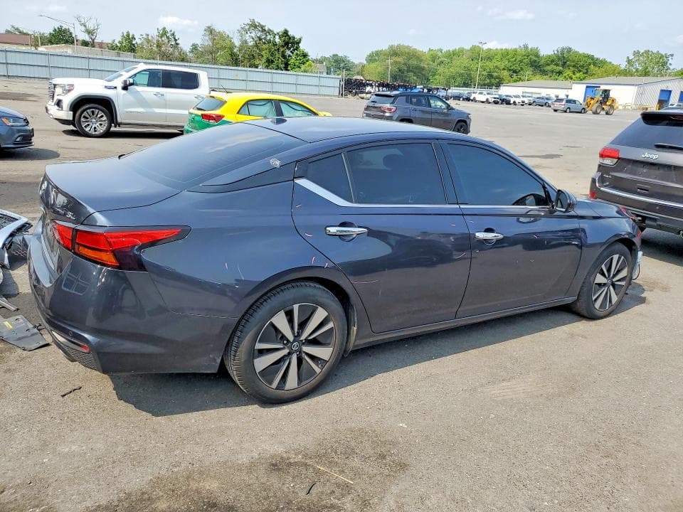 2019 NISSAN ALTIMA SL 3