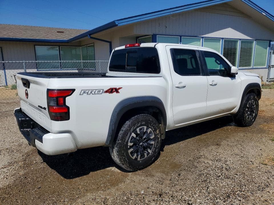 2024 NISSAN FRONTIER PRO-4X 3