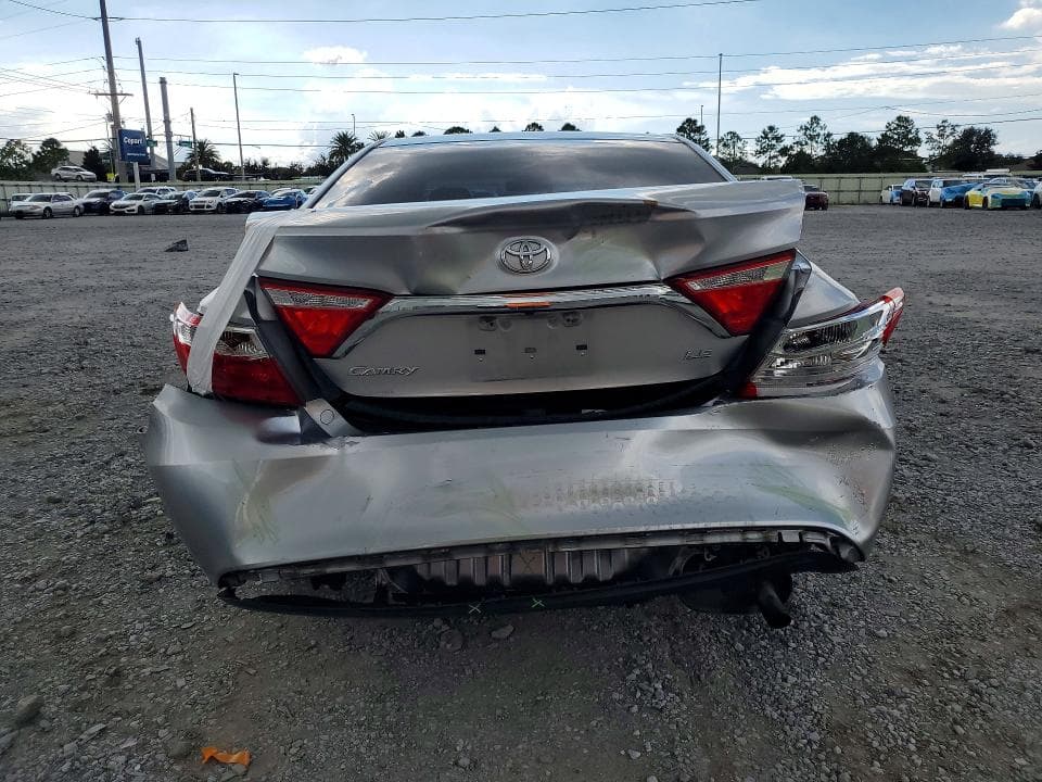 2017 TOYOTA CAMRY LE 6